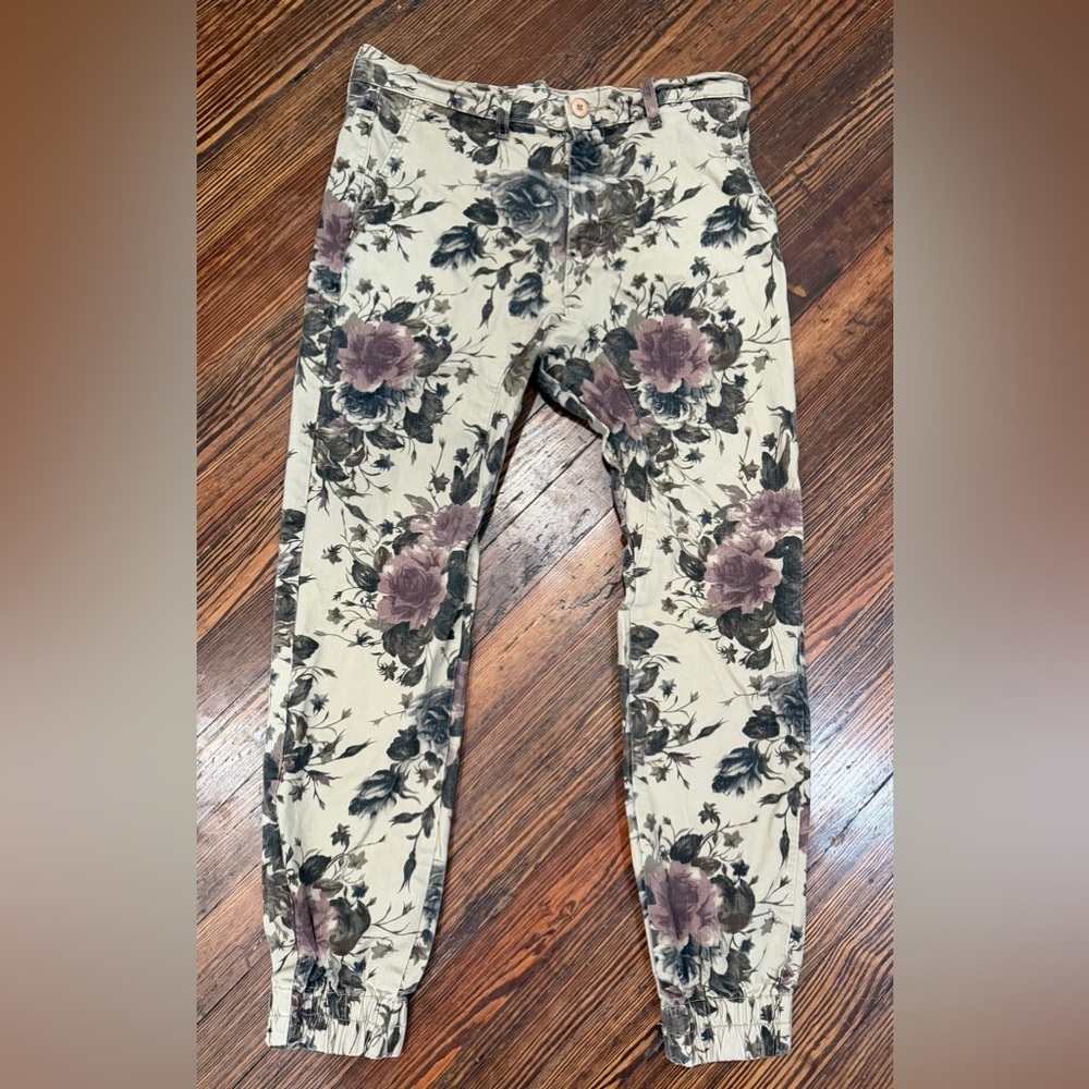 Silence Is Golden Denim Floral Jogger Sz 36 Made USA Style# SG3001 Cottage Core